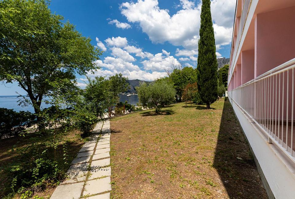 Tourist Settlement Brzet Otel Omiš Dış mekan fotoğraf