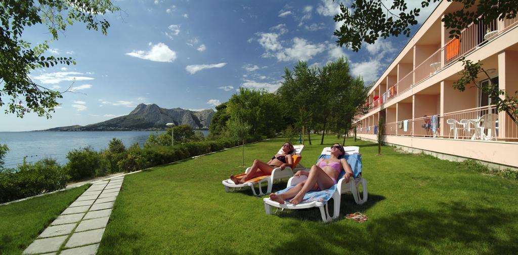 Tourist Settlement Brzet Otel Omiš Dış mekan fotoğraf