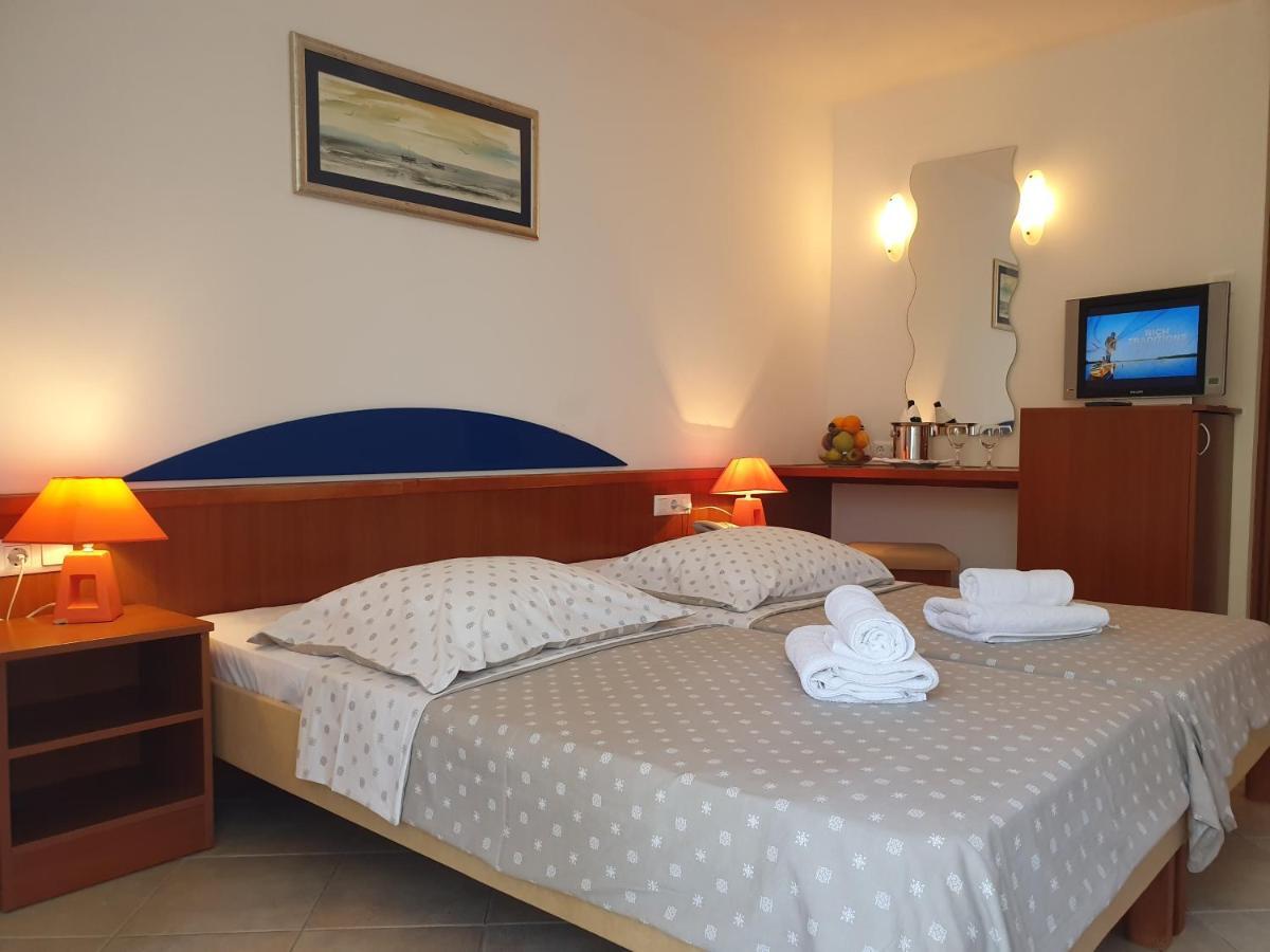 Tourist Settlement Brzet Otel Omiš Dış mekan fotoğraf